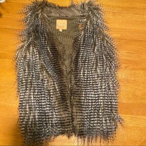 Fur vest